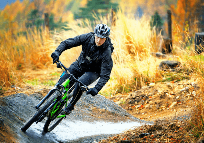 5 sugestii pentru a vă bucura de ciclism toamna