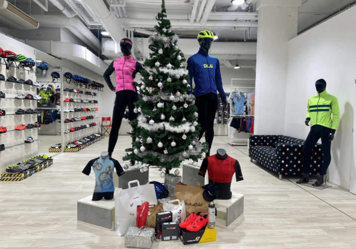 7 + 1 sugestii de cadouri de Crăciun pentru cicliști