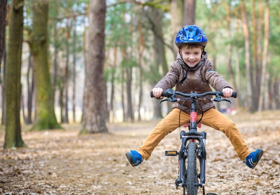 Cum să îți înveți copilul să meargă pe bicicletă?>