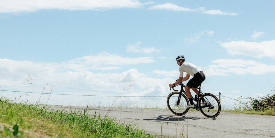 SFATURI ȘI TIPURI DESPRE CUM SĂ VĂ PREGĂTIȚI PENTRU DRUMURI LUNGHE ÎN ZILELE CĂLDUROASE>