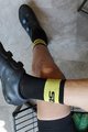 SIX2 Șosete clasice de ciclism - SHORT LOGO - negru/galben