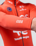 GOBIK Jachetă rezistentă la vânt de ciclism - ENVY 2.0 INEOS GRENADIERS 26 - roșu
