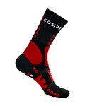 COMPRESSPORT Șosete clasice de ciclism - HIKING - roșu/negru