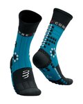 COMPRESSPORT Șosete clasice de ciclism - PRO RACING WINTER TRAIL - albastru deschis/albastru