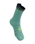 COMPRESSPORT Șosete clasice de ciclism - PRO RACING SOCKS V4.0 ULTRALIGHT RUN - albastru deschis/albastru