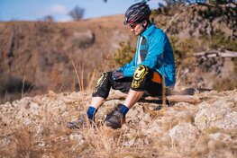 HAVEN Cască de ciclism - TOLTEC LUMIERE - negru/roșu